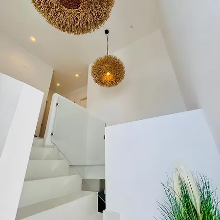 Luxury Hillside Villa, Private Pool, Ocean & Golf View Caleta de Vélez
