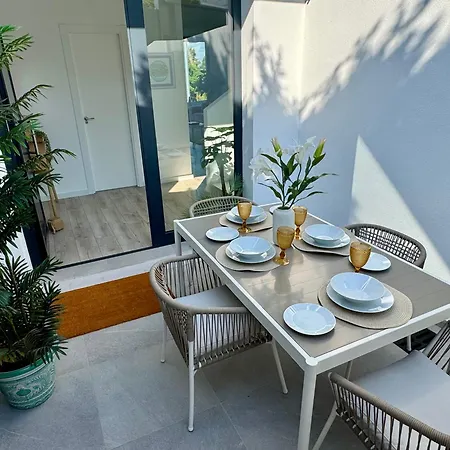 Luxury Hillside Villa, Private Pool, Ocean & Golf View